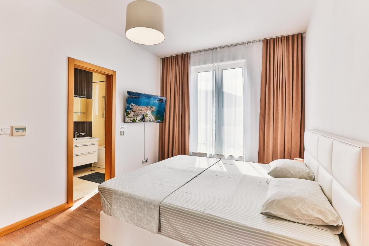 Lux Panorama Apartment บุดวา ภายนอก รูปภาพ